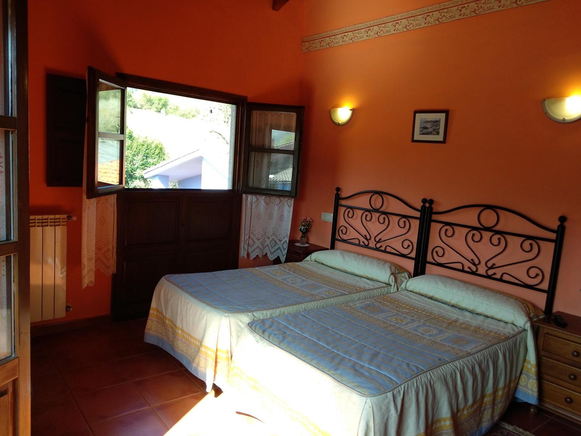 Hotel Rural La Casona Del Fraile Colunga Exteriör bild